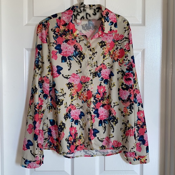 Me You (European brand) blouse - Picture 3 of 4